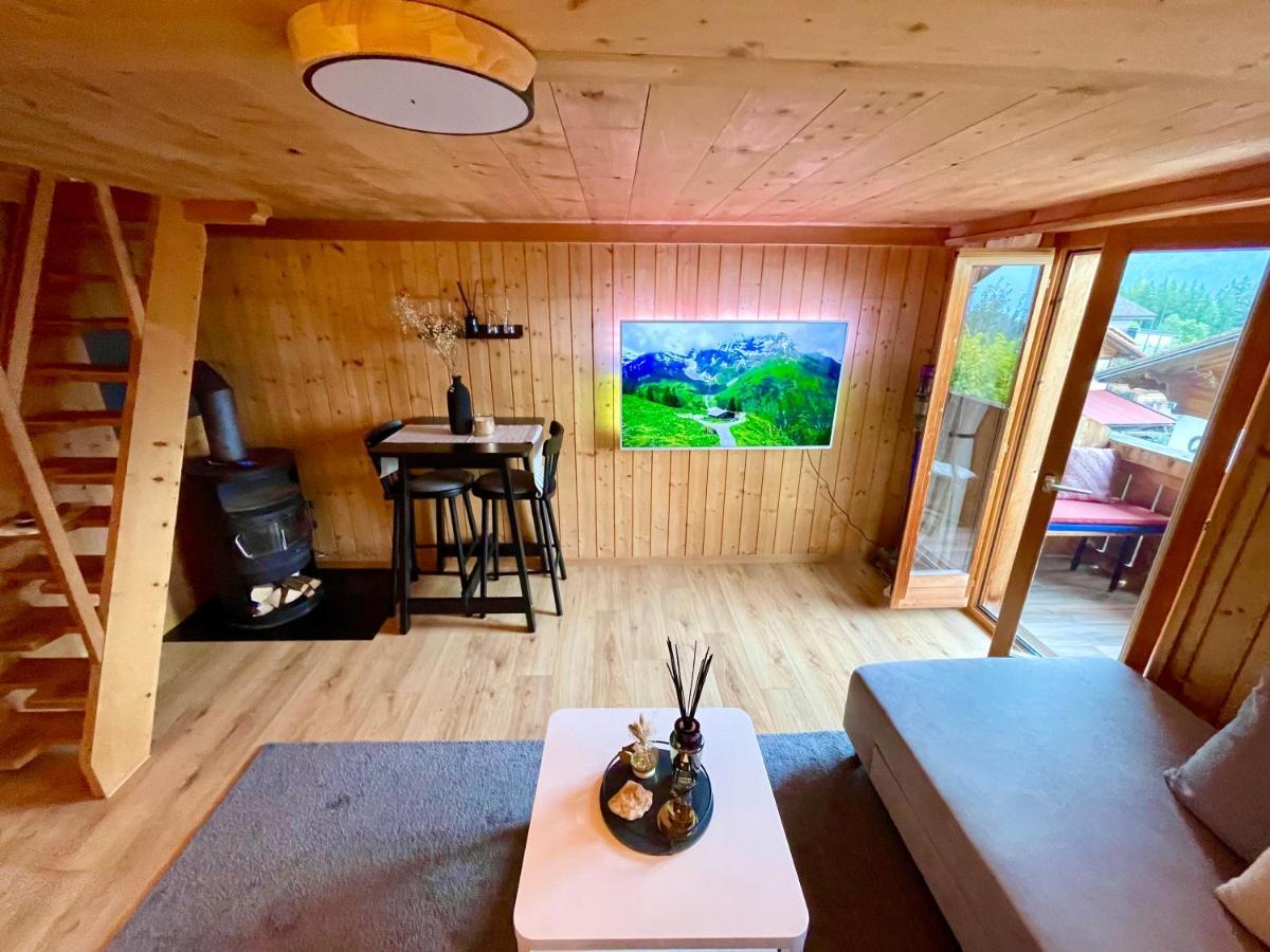 Charmant Chalet Mit See Und Bergsicht Hofstetten bei Brienz Exterior foto